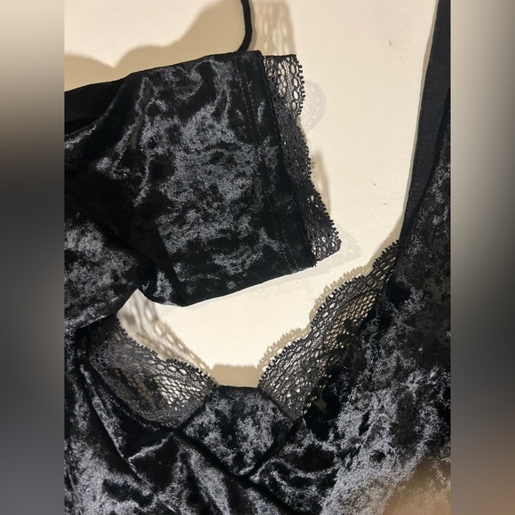 FREE PEOPLE Womens Kat Velvet Dress M Black Boho V Neck Lace Open Back NWT - Picture 7 of 12